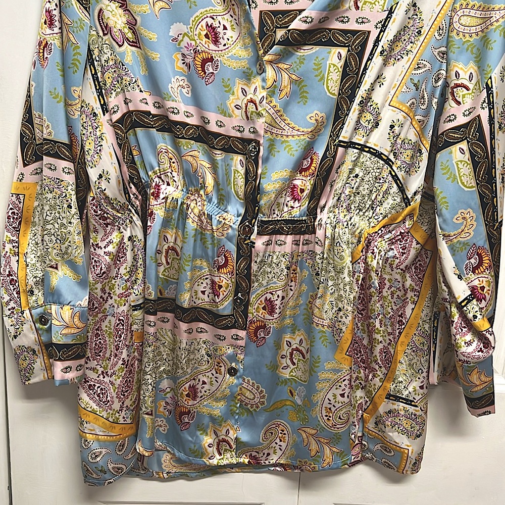 Cato Est. 1948 Multi Color Paisley Top size 14W / 16W - Picture 3 of 8